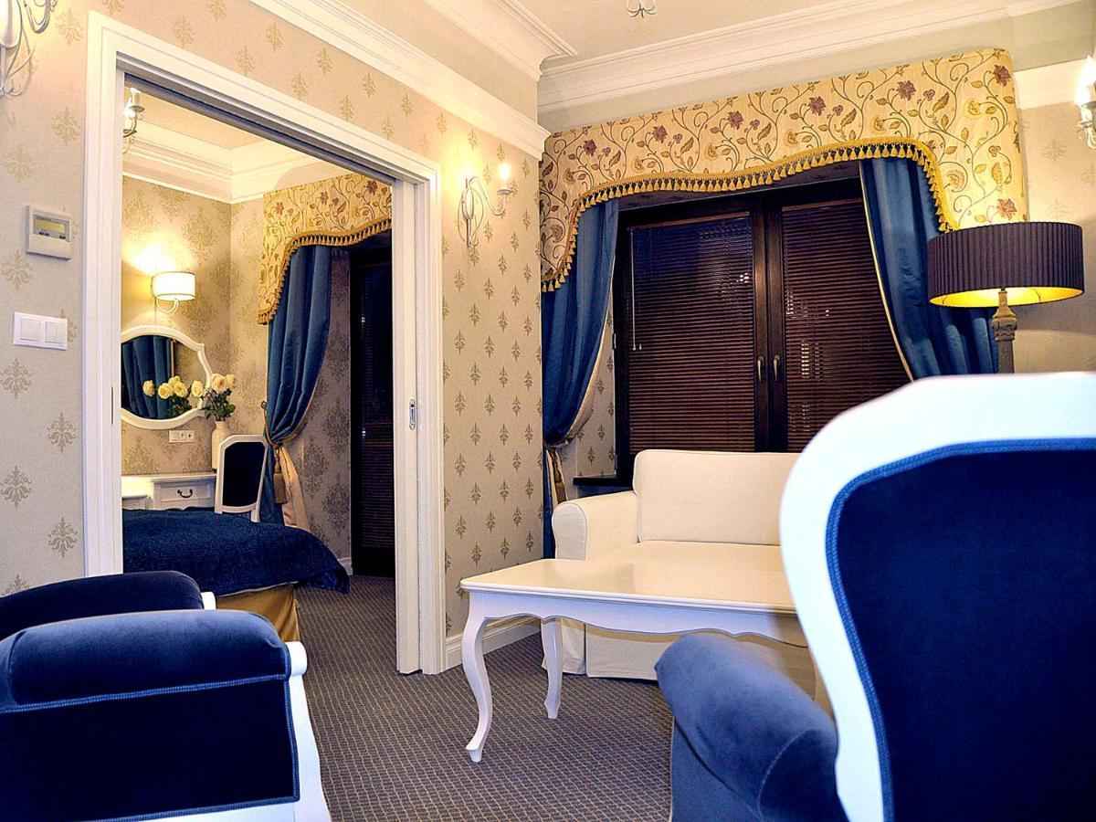 Sleepwalker Boutique Suites Wrocław Buitenkant foto