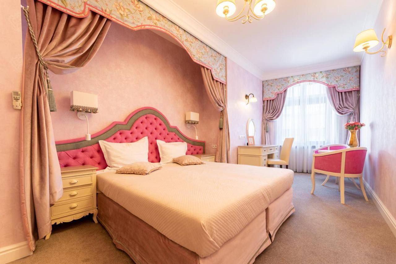 Sleepwalker Boutique Suites Wrocław Buitenkant foto
